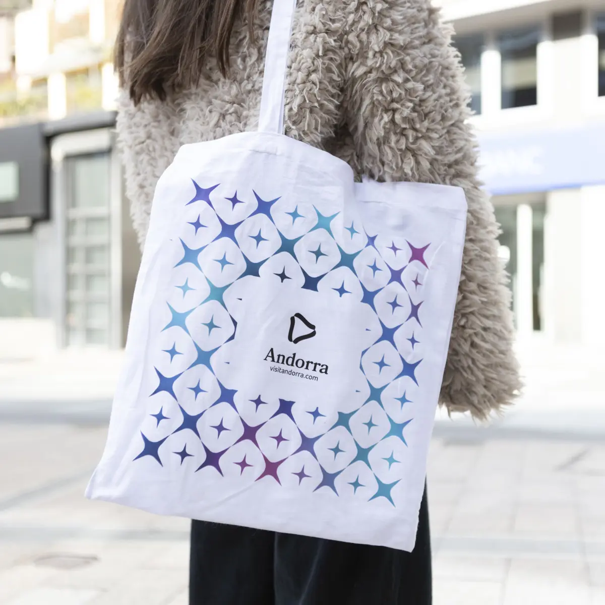 ACONSEGUEIX LA TEVA TOTE BAG DEL FESTIVAL!