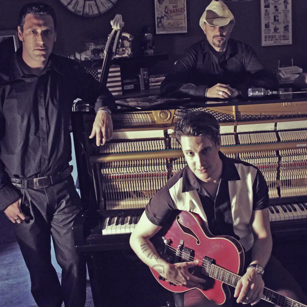 LEWIS ENMA & THE BCNFIREBALLS