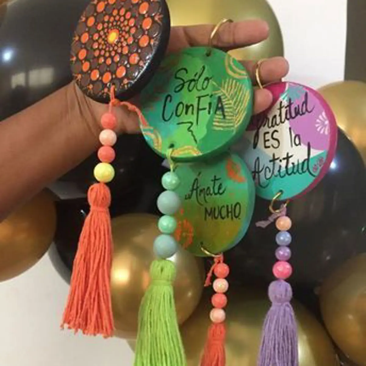 TALLER CLAUERS ÈTNICS